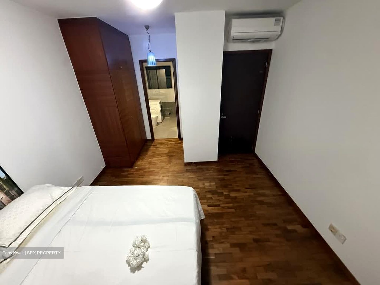 Woodsvale (D25), Condominium #592432381